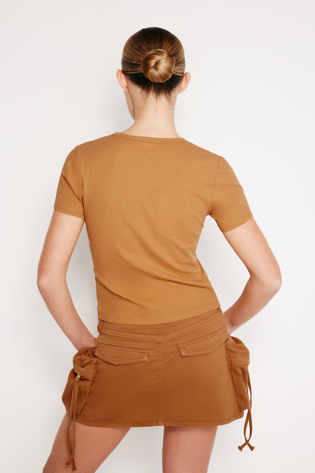 Premium LIGHTWEIGHT SLIM COTTON TEE CANYON003
