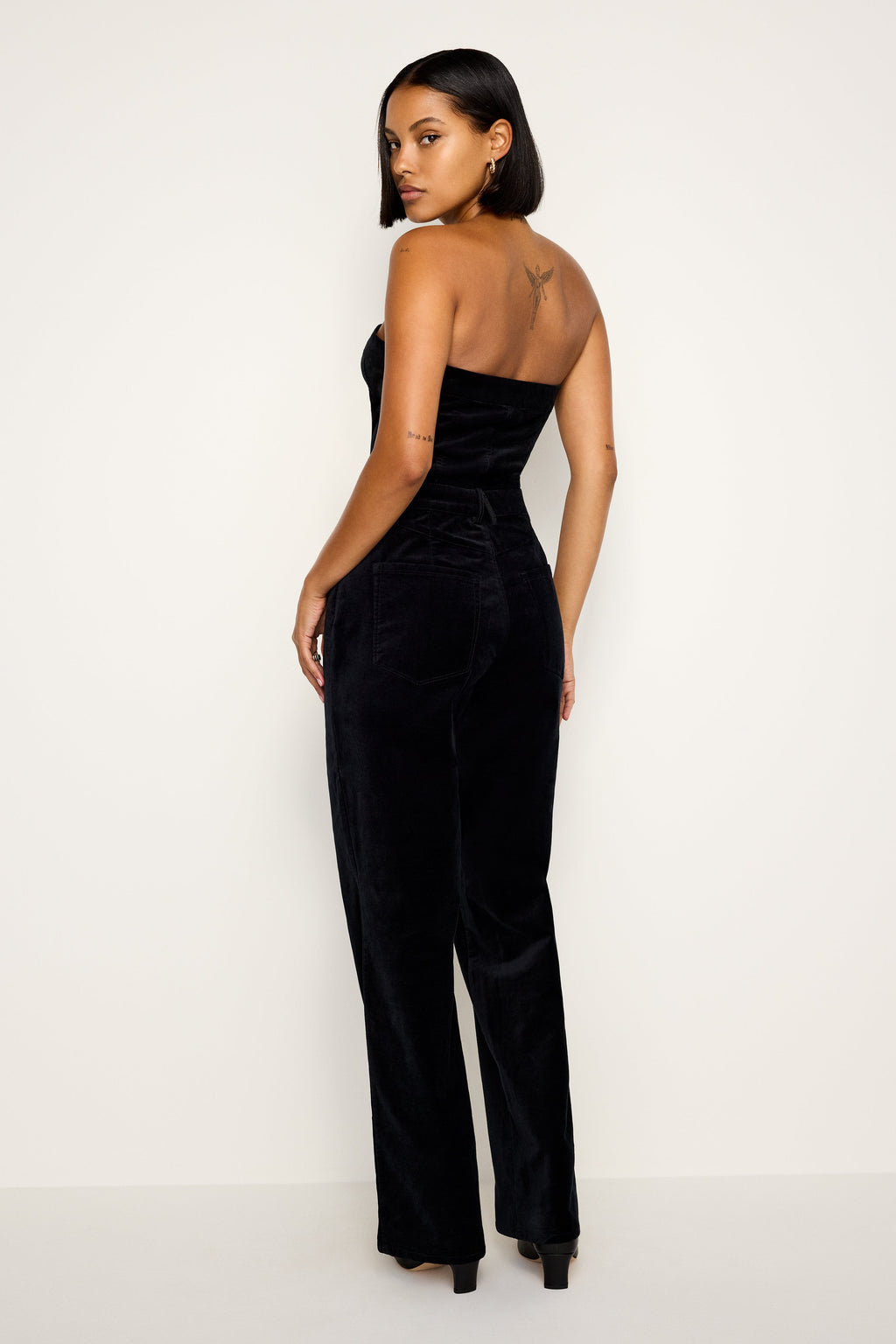 Premium FIT FOR SUCCESS STRAPLESS VELVET JUMPSUIT BLACK001