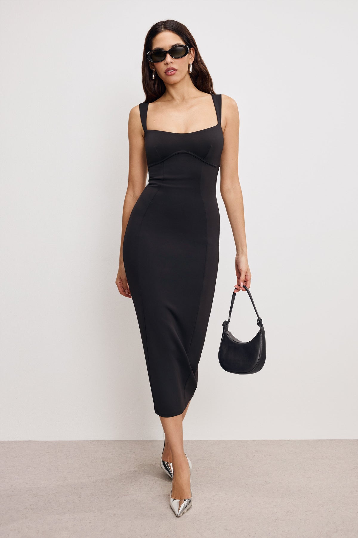 Premium SCULPTING SWEETHEART MIDI DRESS BLACK001