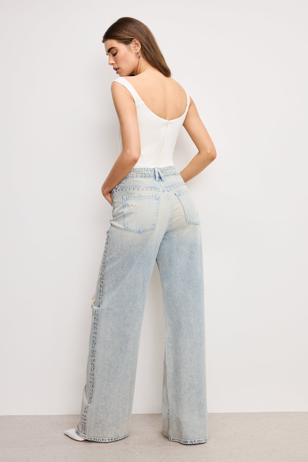 Premium GOOD EASE STUDDED JEANS INDIGO784