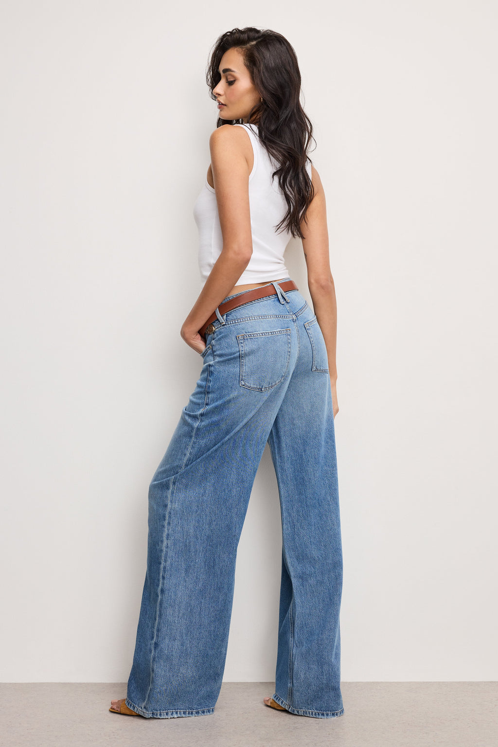 Premium WEIGHTLESS GOOD EASE JEANS INDIGO961