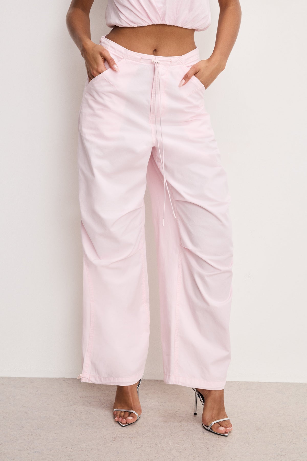 Premium TWILL PARACHUTE PANTS BUBBLEGUM005