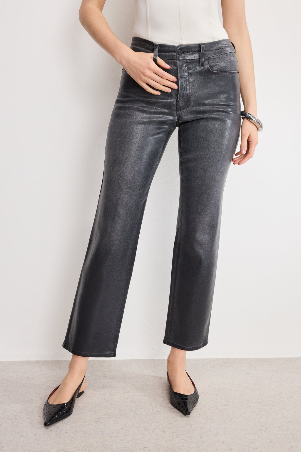 Premium SOFT TECH GOOD LEGS STRAIGHT COATED JEANS BLACK402