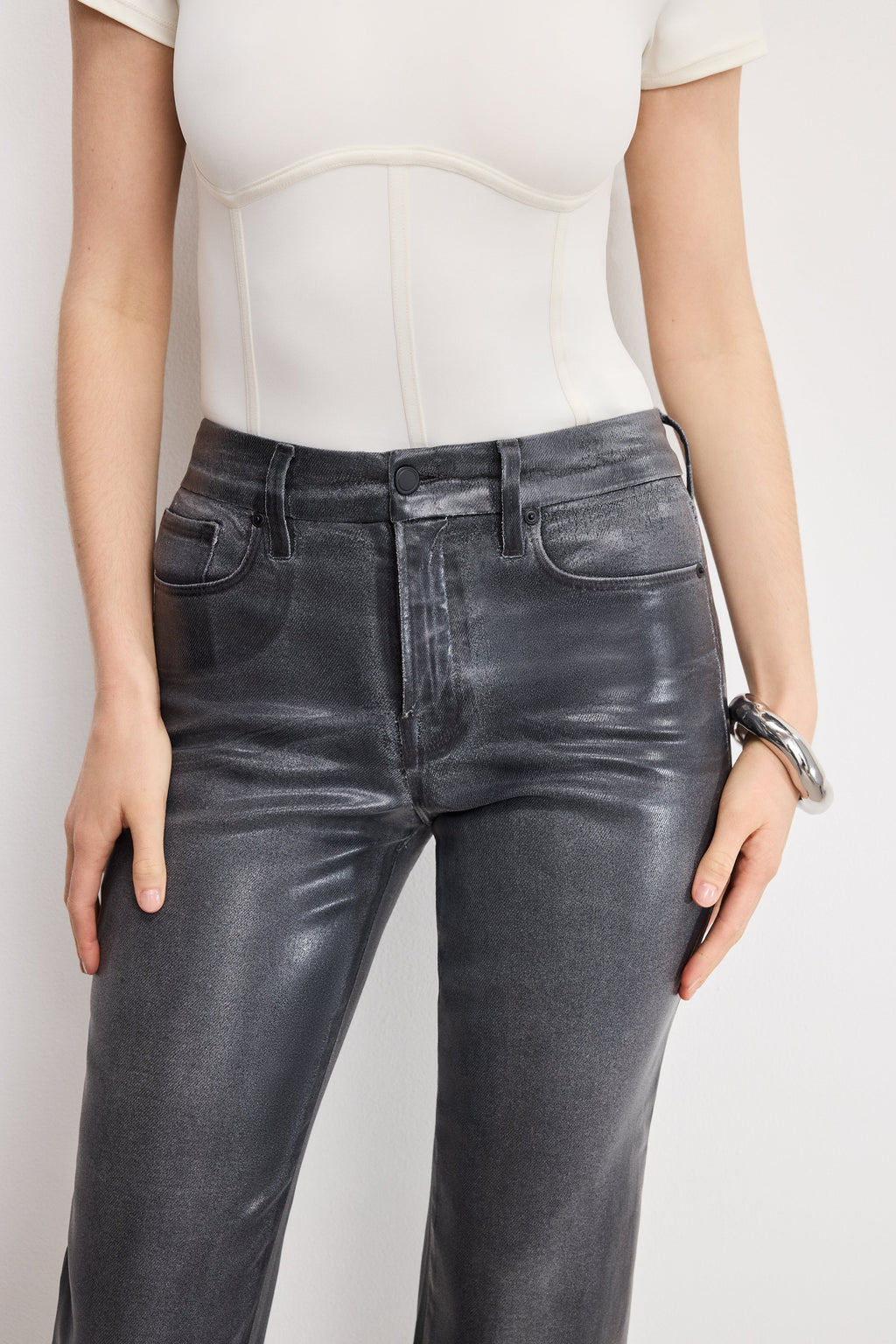 Premium SOFT TECH GOOD LEGS STRAIGHT COATED JEANS BLACK402