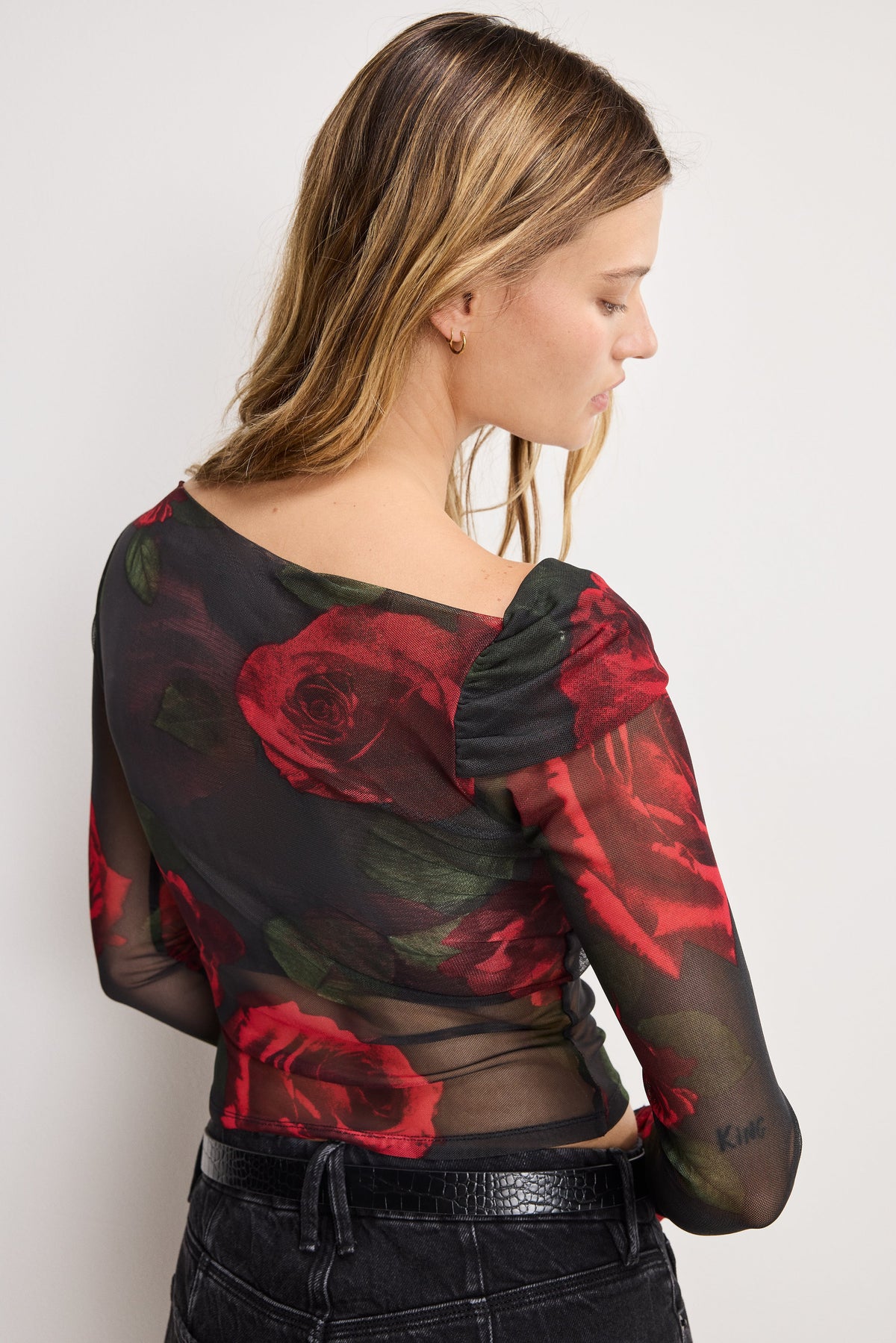 Premium MESH RUCHED ASYMMETRIC TOP MOODY RED ROSES001