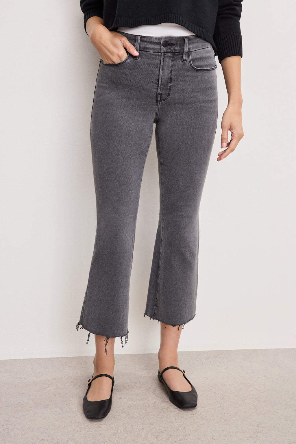 Premium SOFT TECH GOOD LEGS CROPPED MINI BOOT JEANS BLACK405