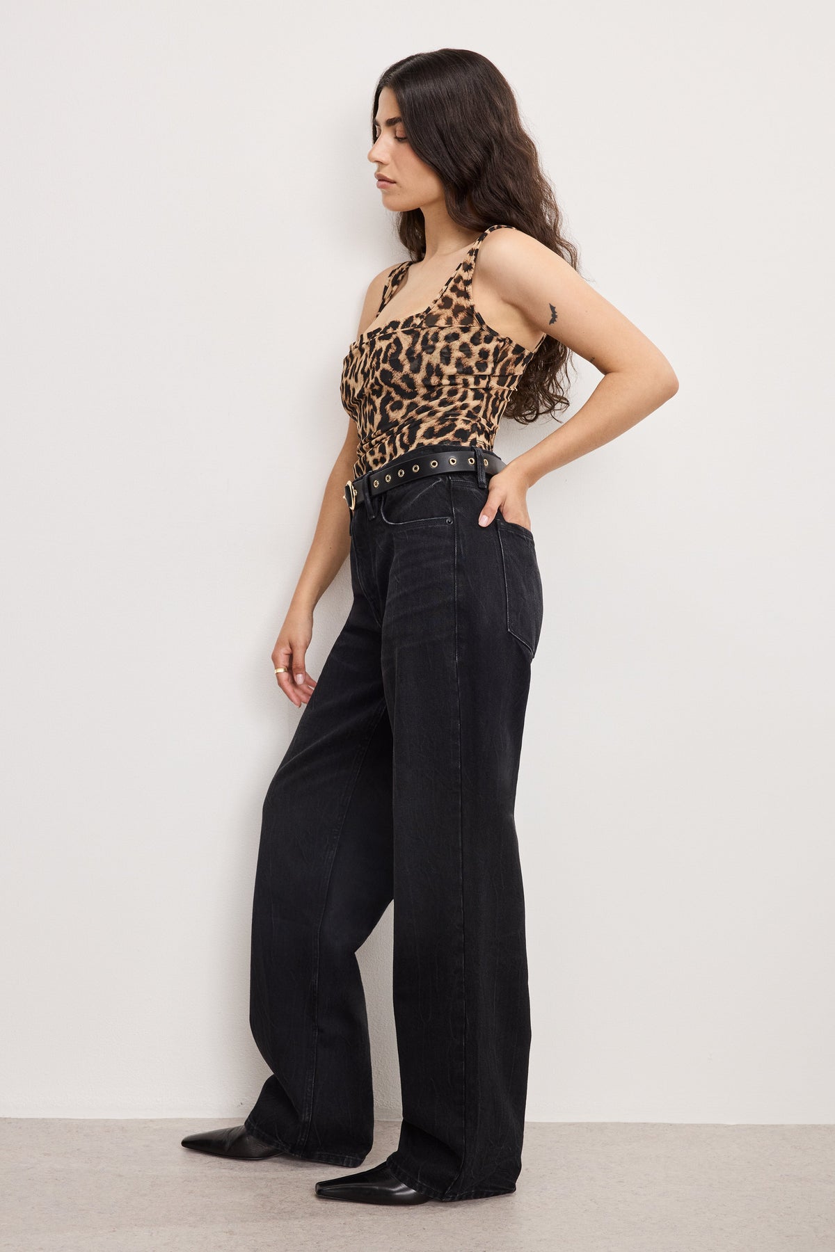 Premium GOOD PETITE 90s RELAXED JEANS BLACK406