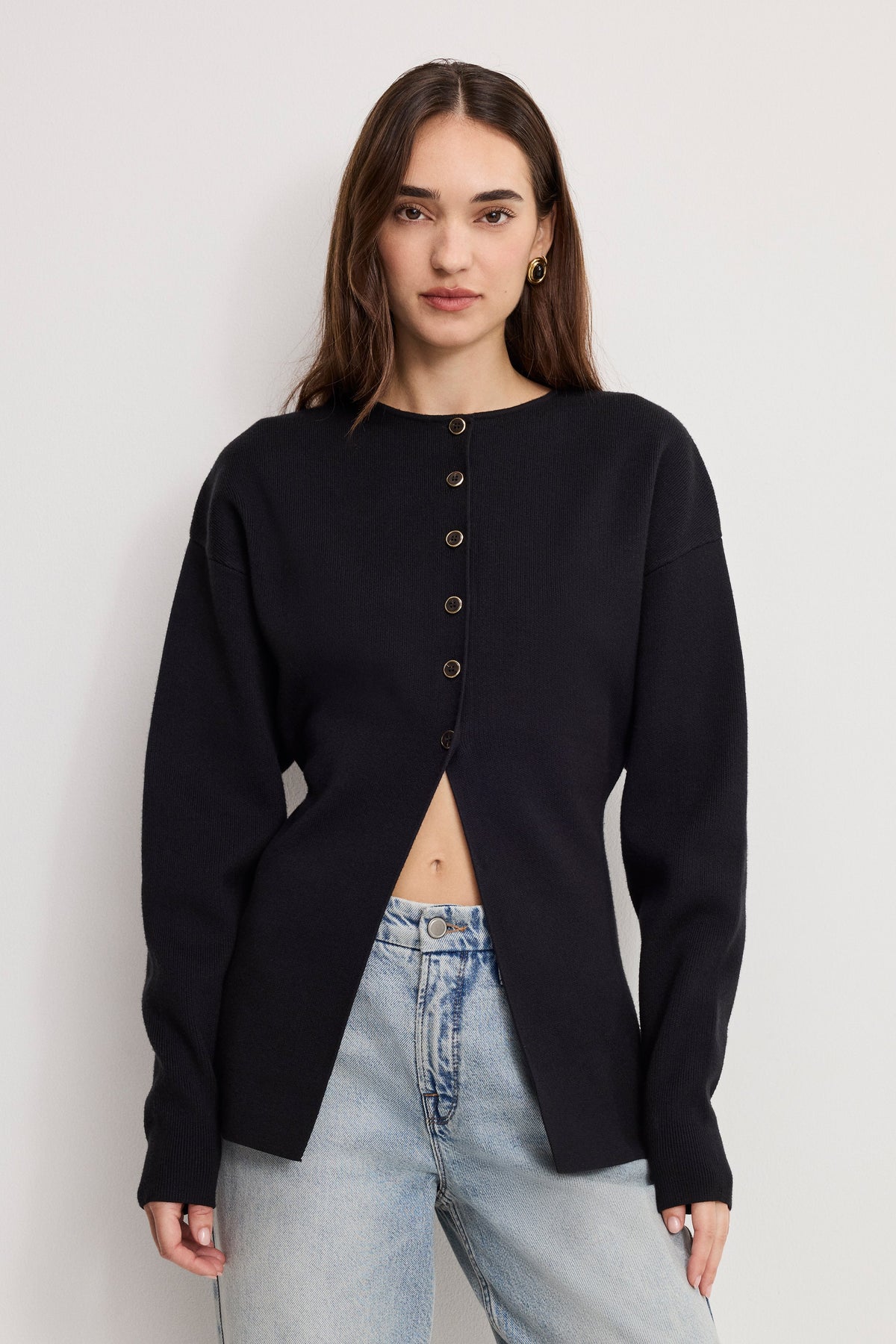 Premium EXAGGERATED SLEEVE CARDIGAN SWEATER BLACK001