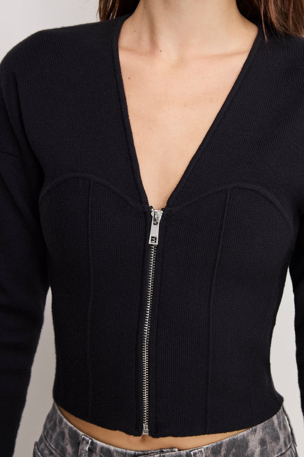 Premium BUSTIER SWEATER BLACK001
