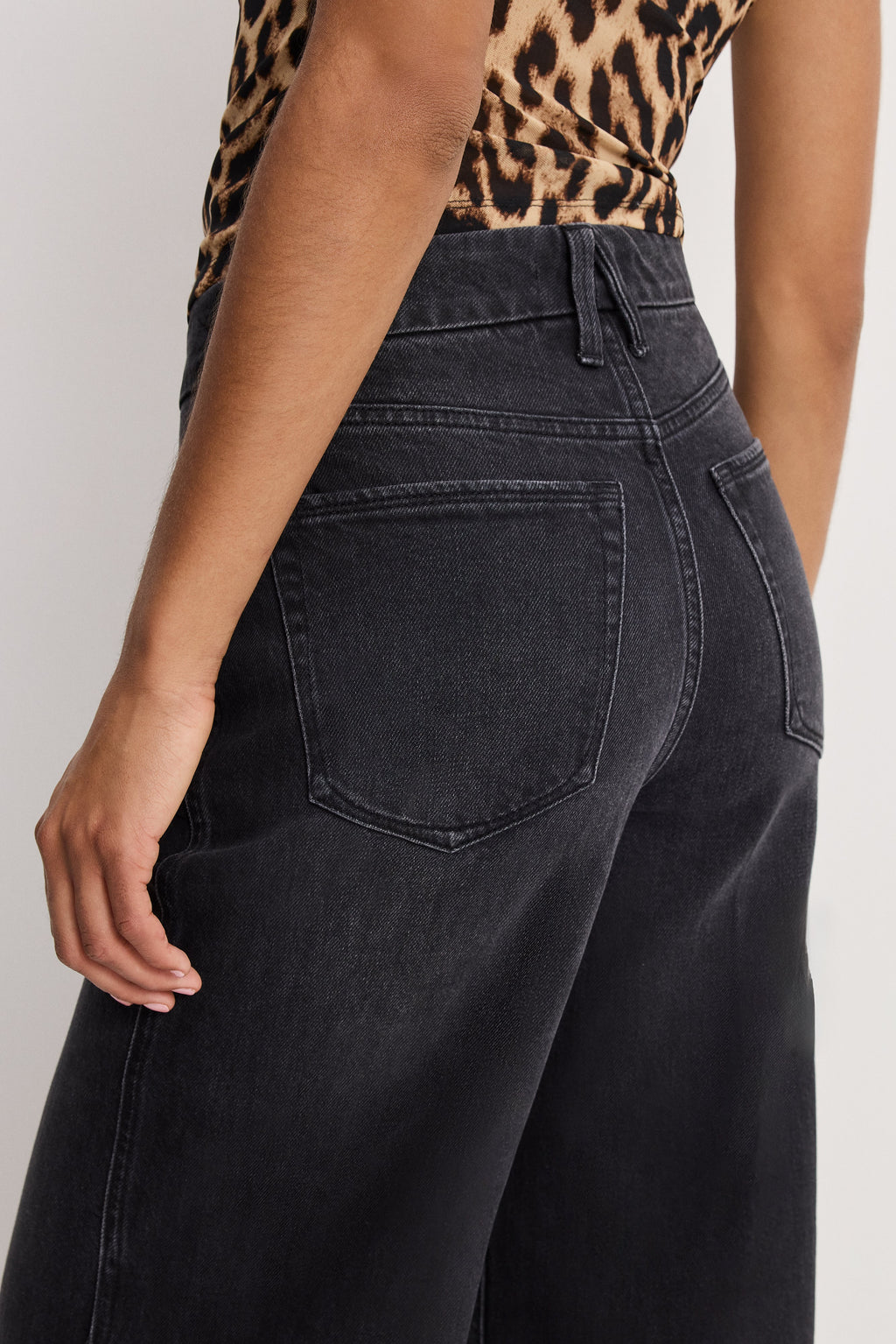 Premium GOOD SKATE CROPPED WIDE JEANS BLACK407