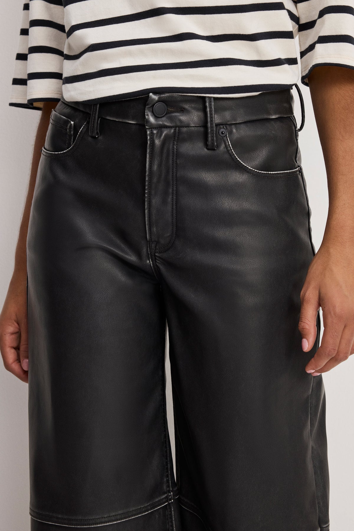 Premium GOOD SKATE FAUX LEATHER PANTS BLACK001