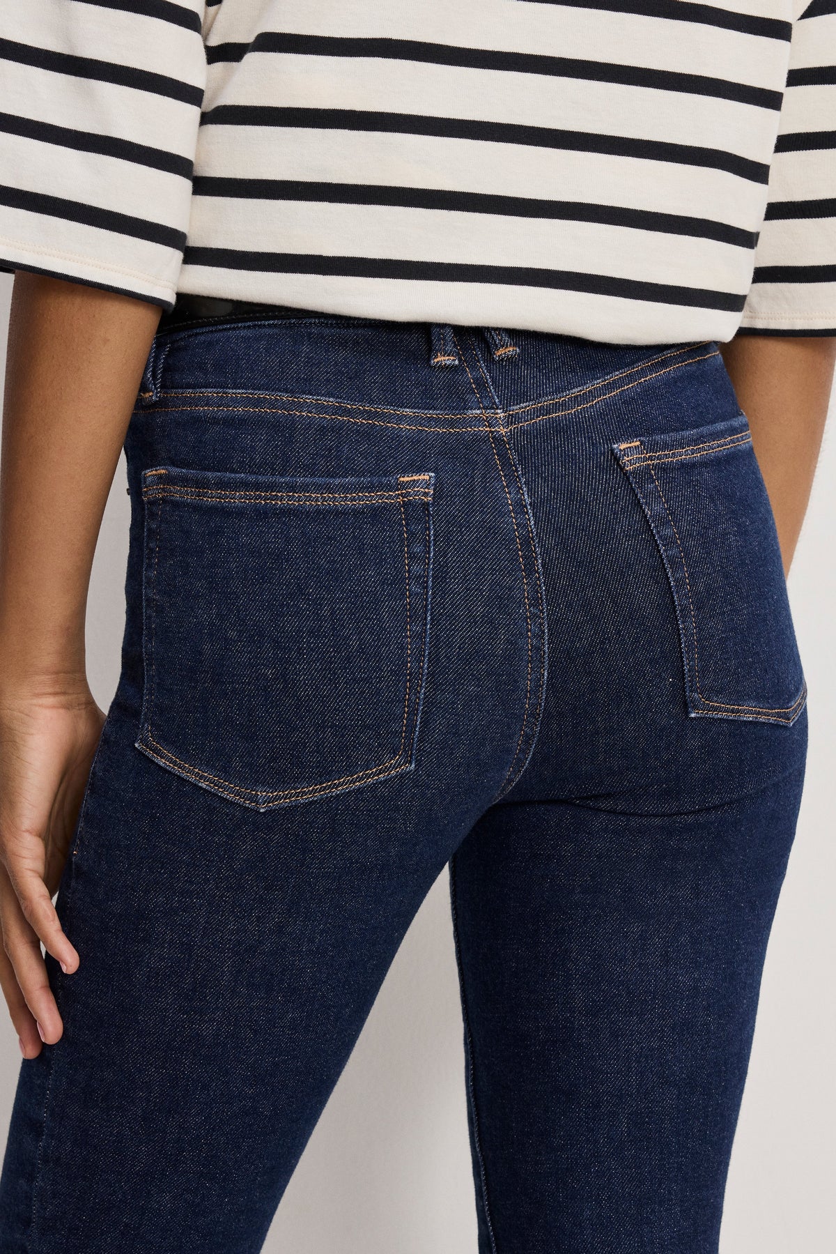 Premium GOOD LEGS STRAIGHT JEANS INDIGO983