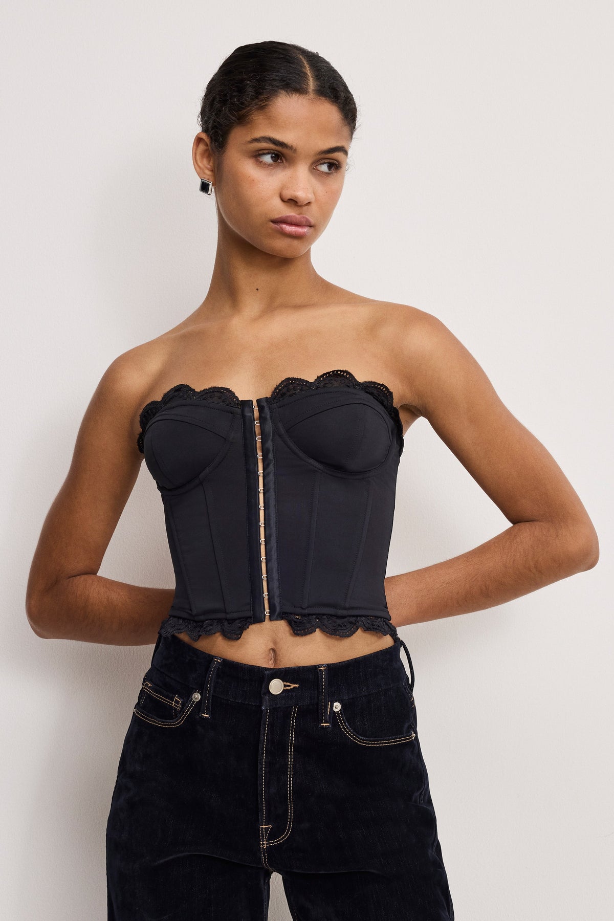 Premium MATTE JERSEY LACE TRIM BUSTIER BLACK001