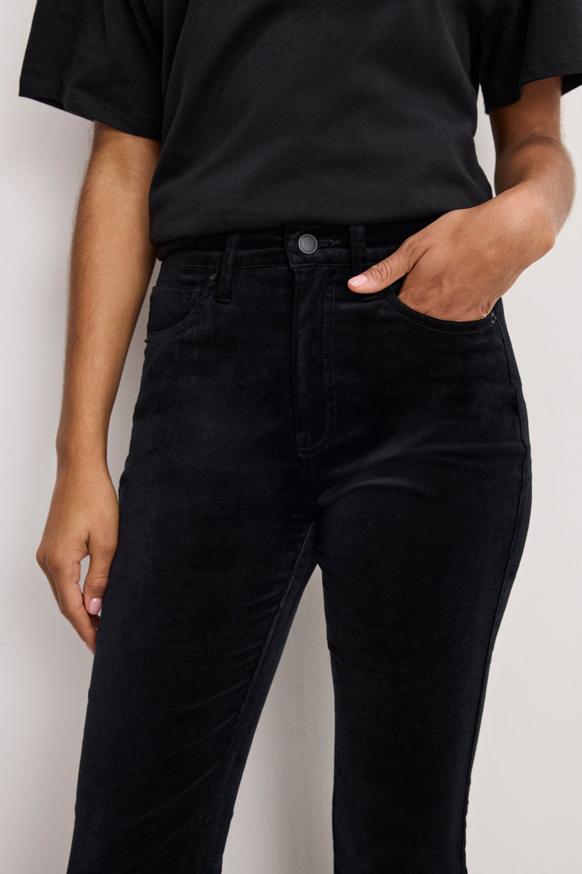 Premium VELVET GOOD HIGH RISE KICK FLARE PANTS BLACK001