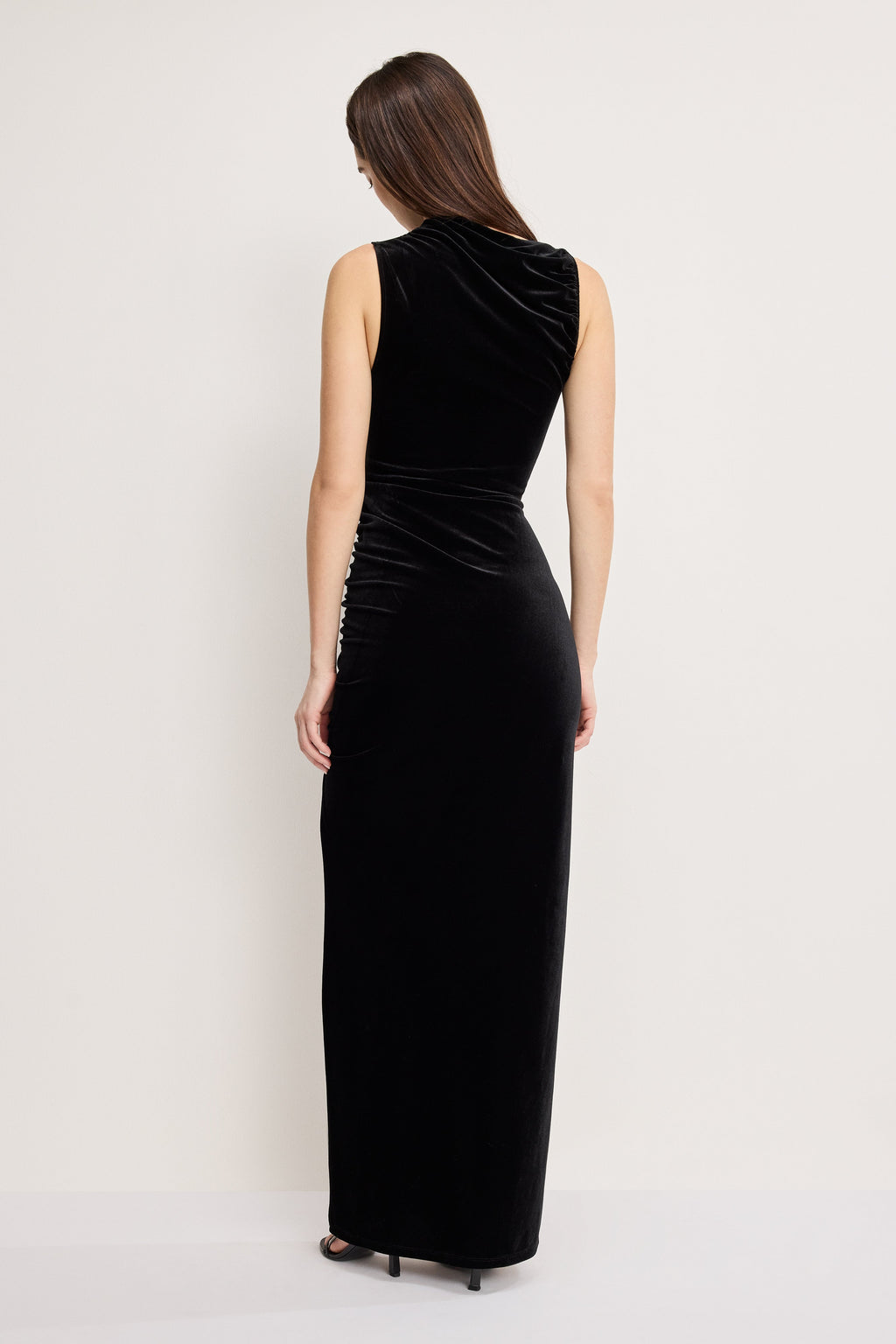 Premium VELVET HIGH NECK MAXI DRESS BLACK001