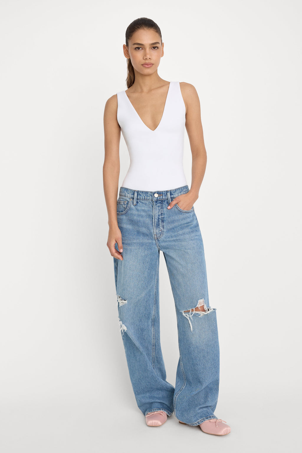 Premium SCULPTING DEEP V BODYSUIT WHITE001