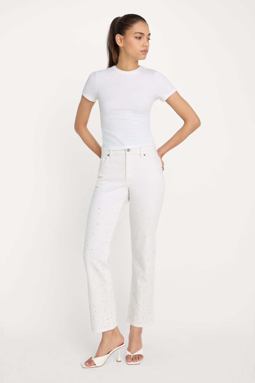 Premium GOOD ICON STRAIGHT ANKLE PEARL JEANS WHITE001