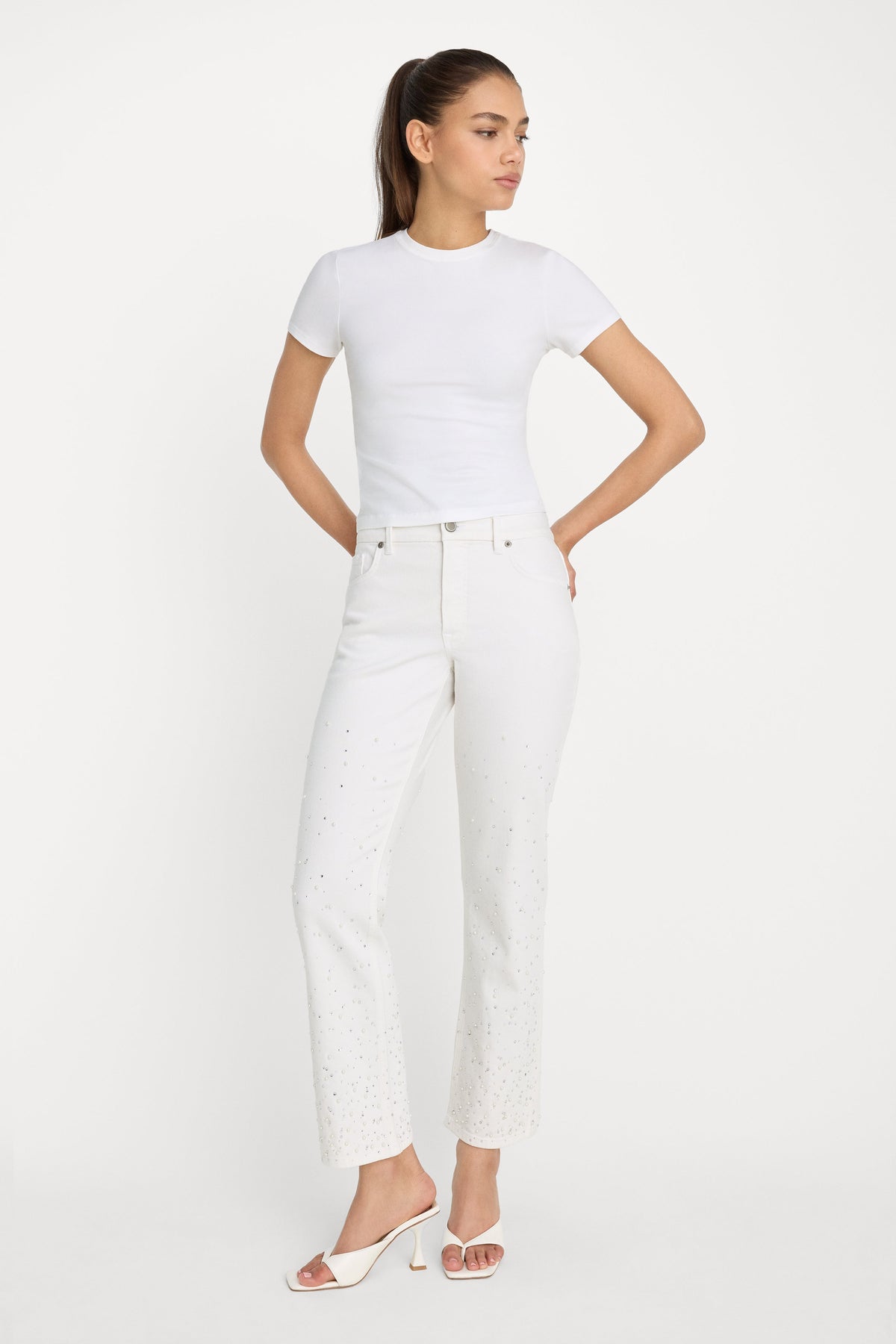 Premium GOOD ICON STRAIGHT ANKLE PEARL JEANS WHITE001