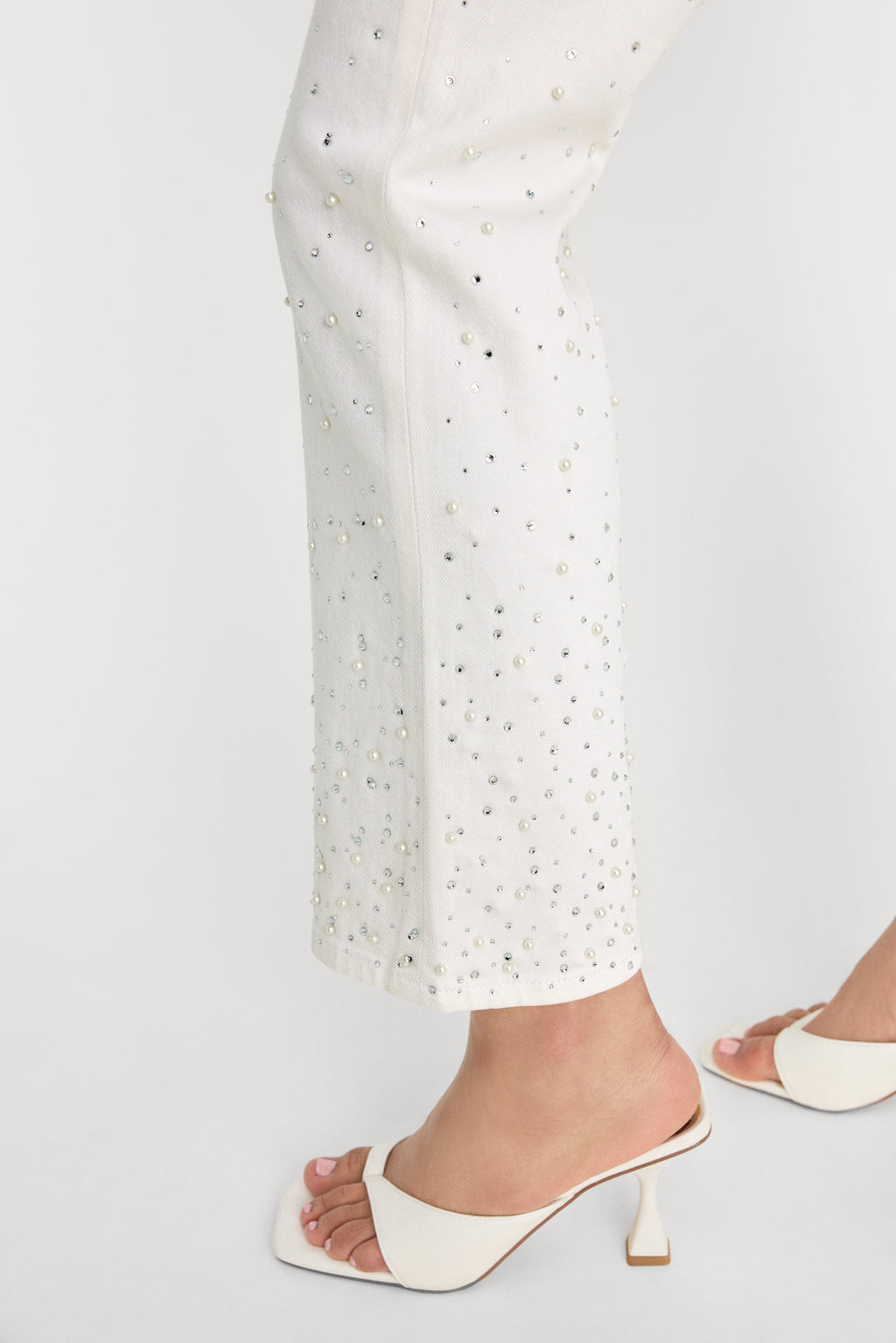 Premium GOOD ICON STRAIGHT ANKLE PEARL JEANS WHITE001