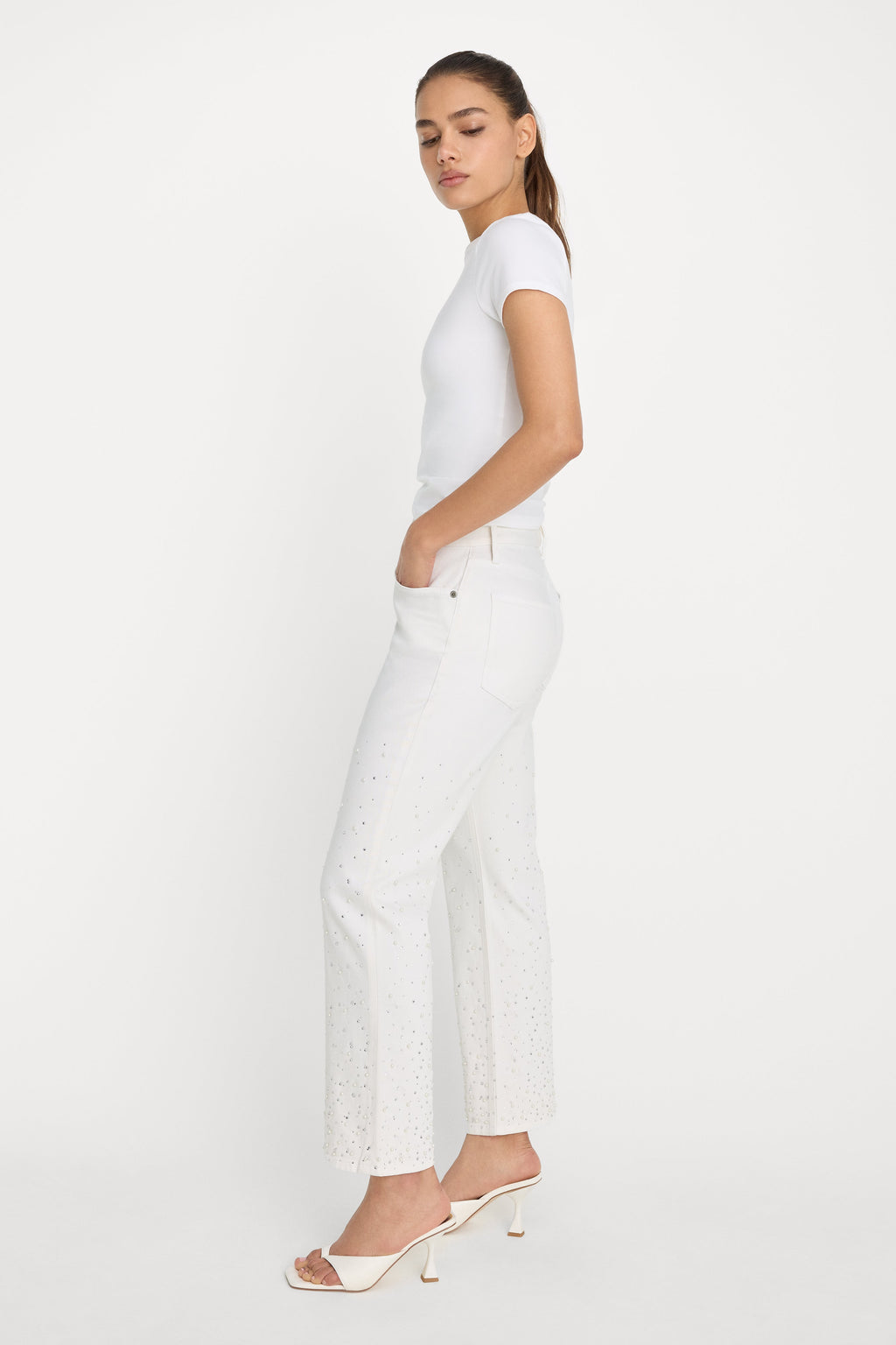 Premium GOOD ICON STRAIGHT ANKLE PEARL JEANS WHITE001