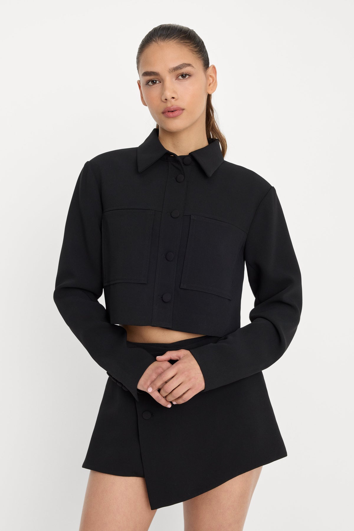 Premium LUXE SUITING CROPPED JACKET BLACK001
