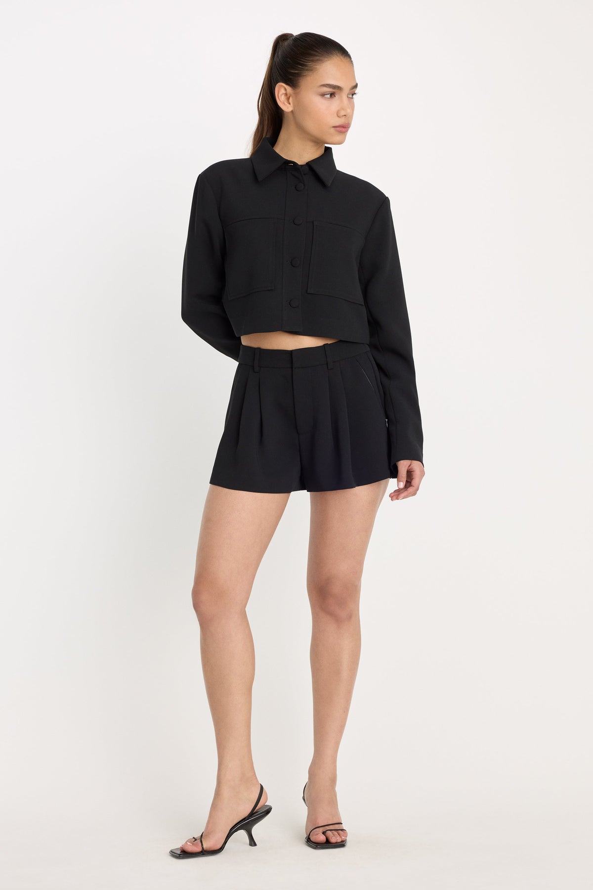 Premium LUXE SUITING TROUSER SHORT BLACK001