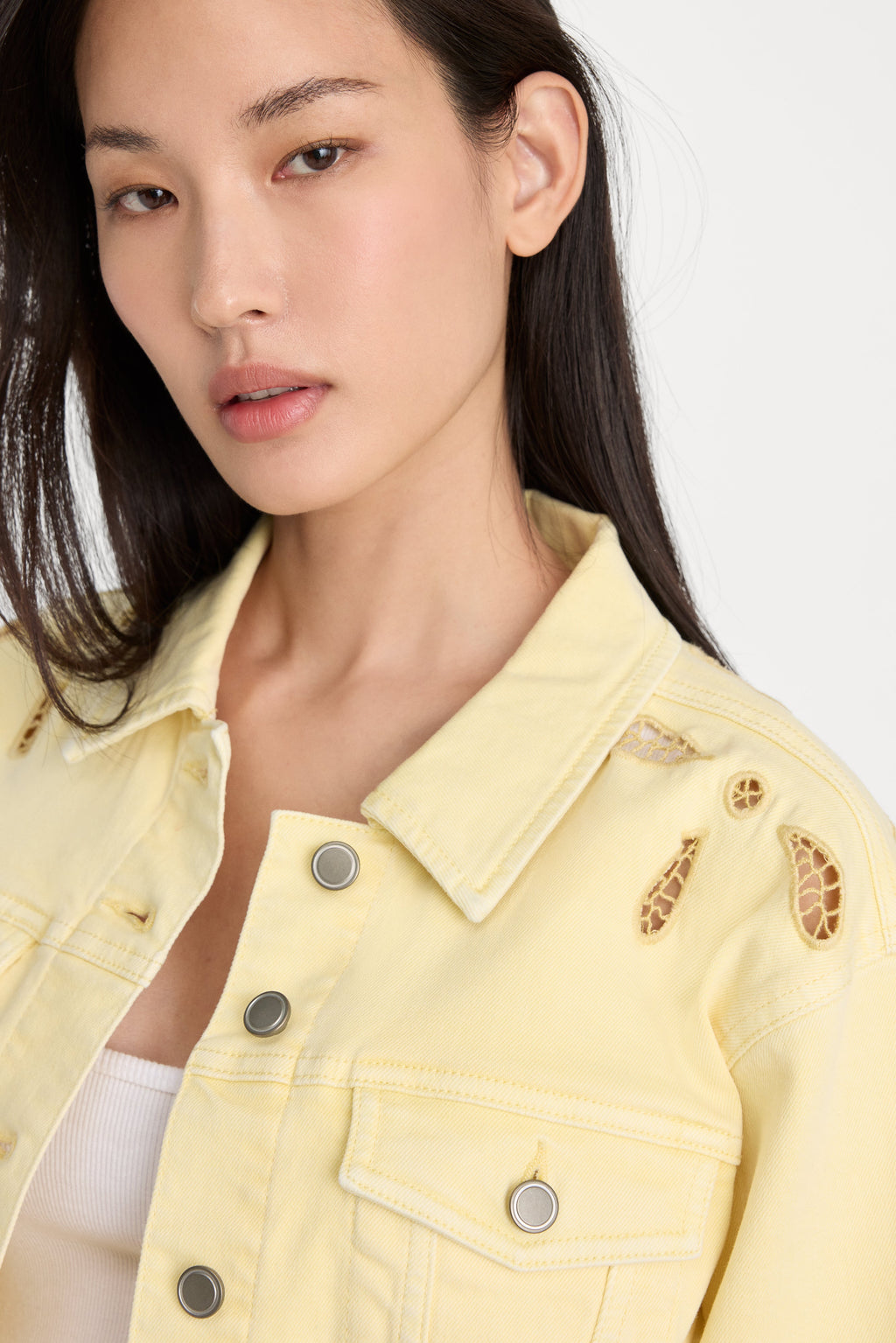 Premium ESSENTIAL CROP DENIM JACKET EMBROIDERED ANISE YELLOW