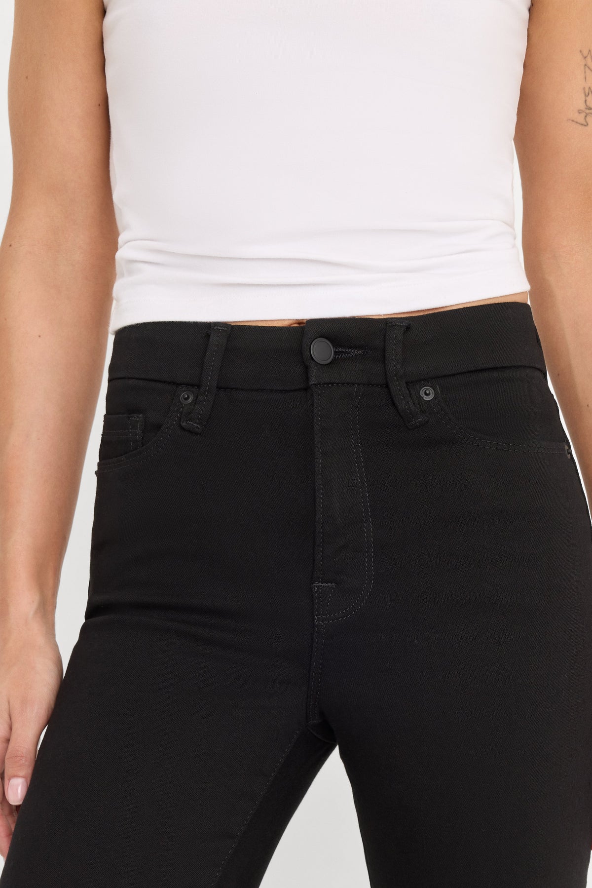 Premium NEVER FADES GOOD LEGS STRAIGHT JEANS BLACK001
