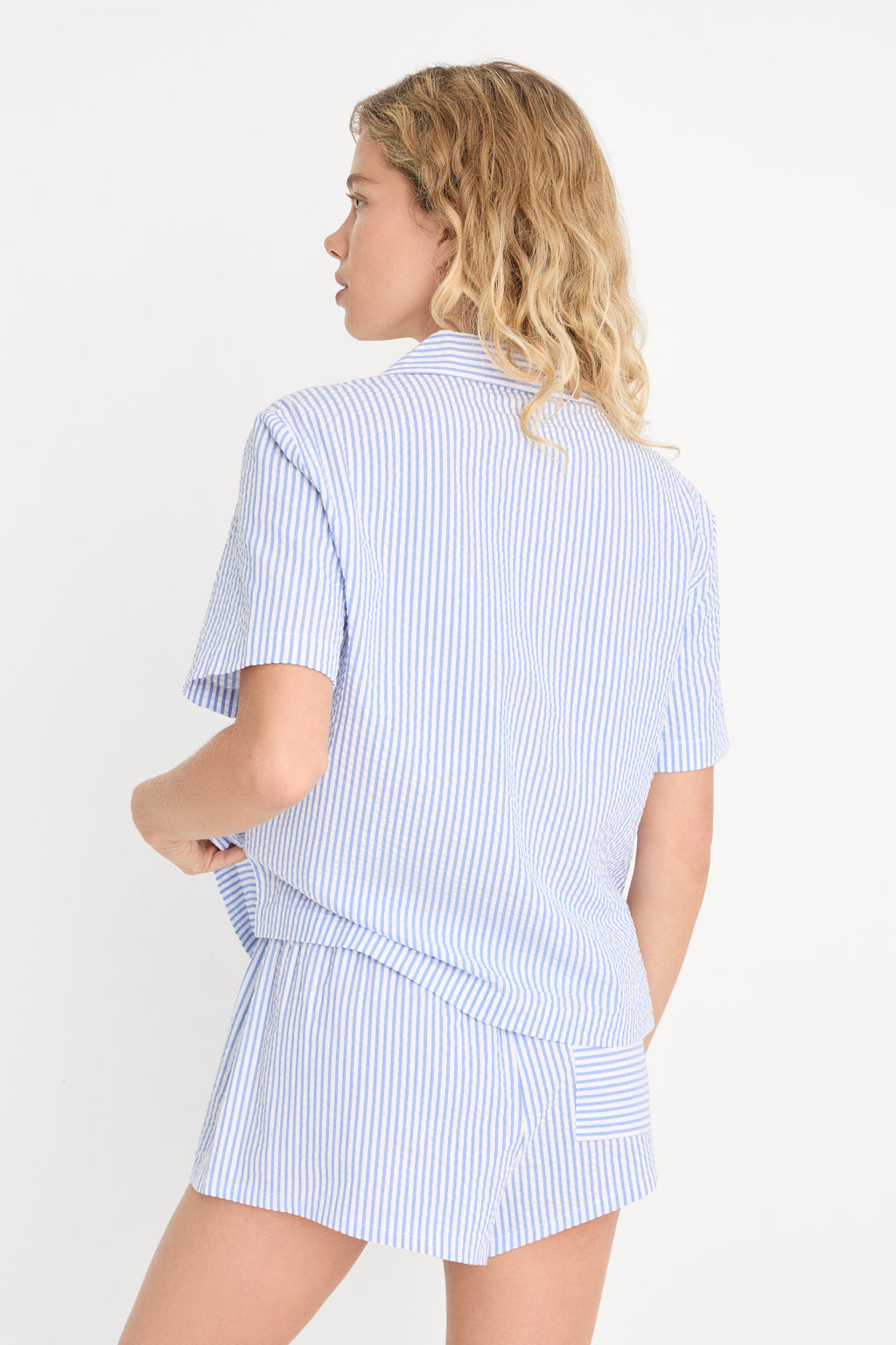 Premium THE SEERSUCKER CAMP SHIRT BLUE STRIPE