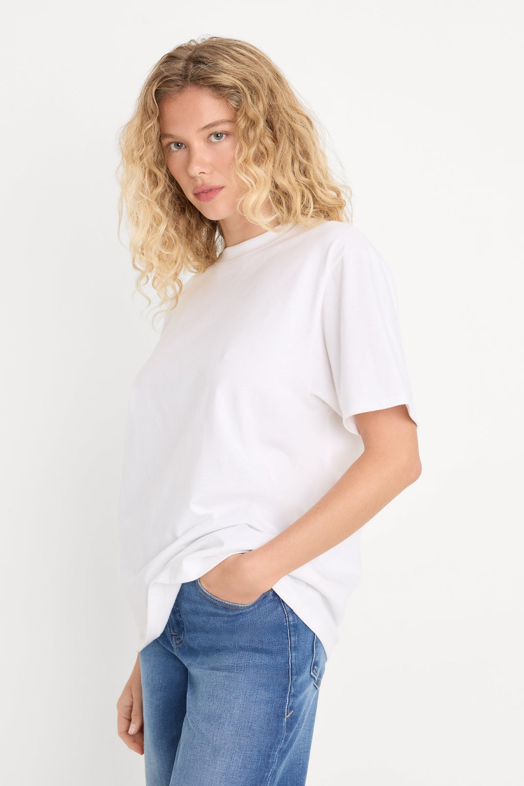 Premium THE OVERSIZED TEE WHITE001