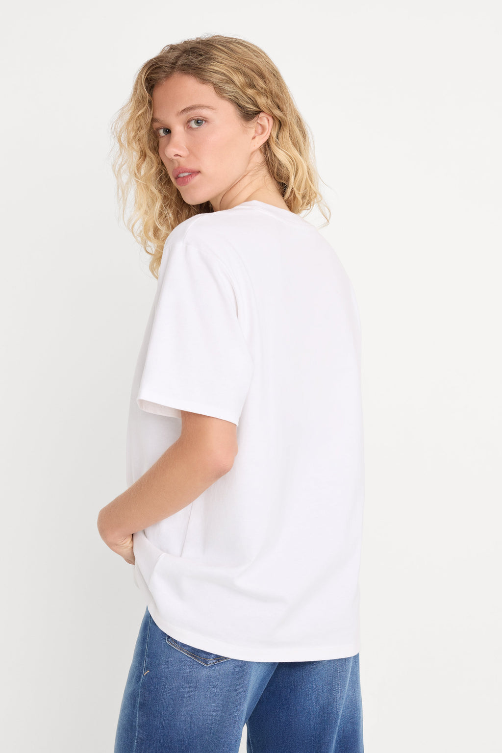 Premium THE OVERSIZED TEE WHITE001