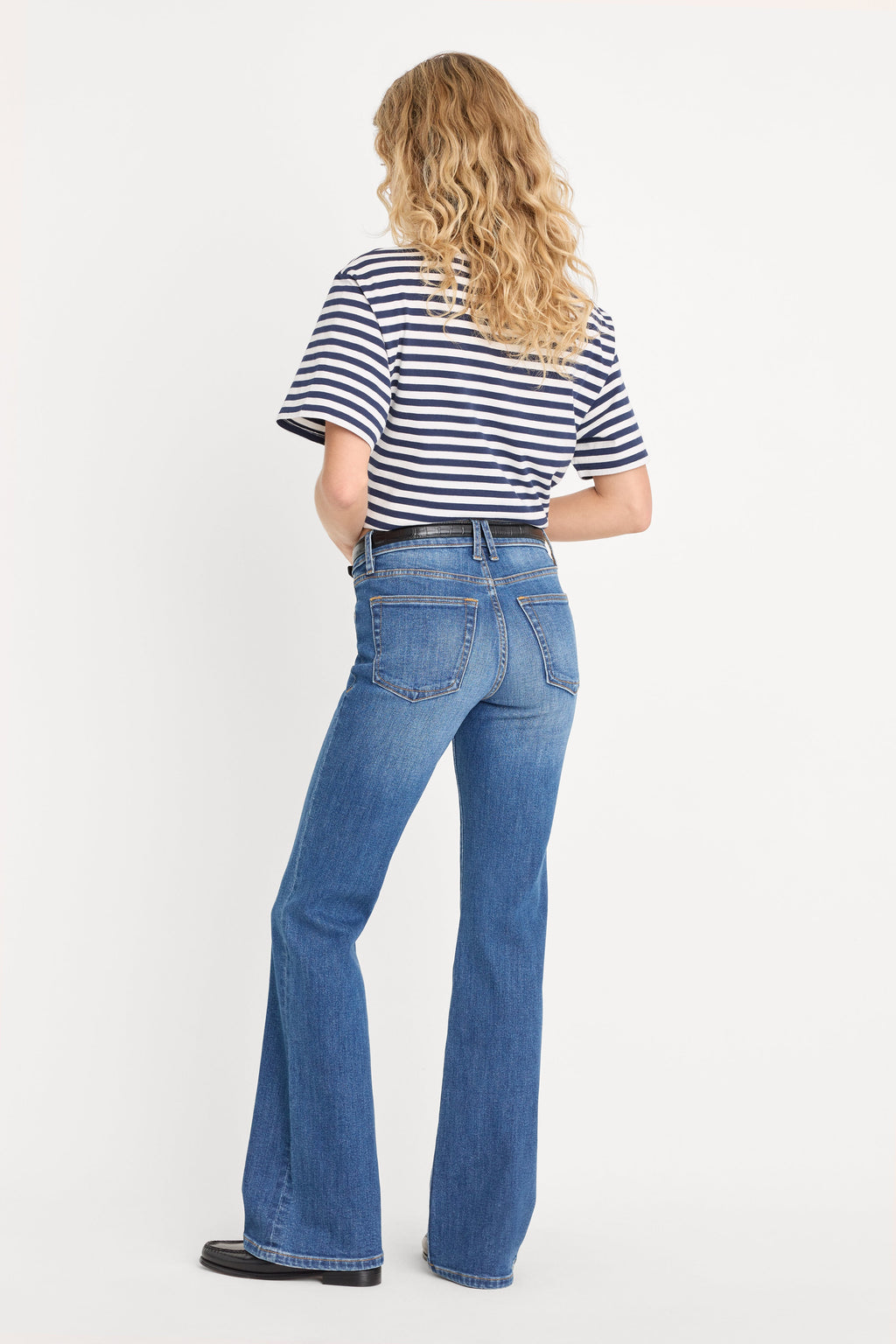 Premium GOOD LOW RISE BOOTCUT JEANS ARTICULATE