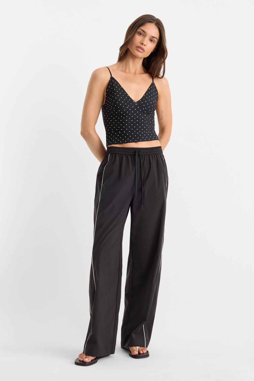 Premium THE WEIGHTLESS SCULPTING MODERN TANK MINI DOT BLACK