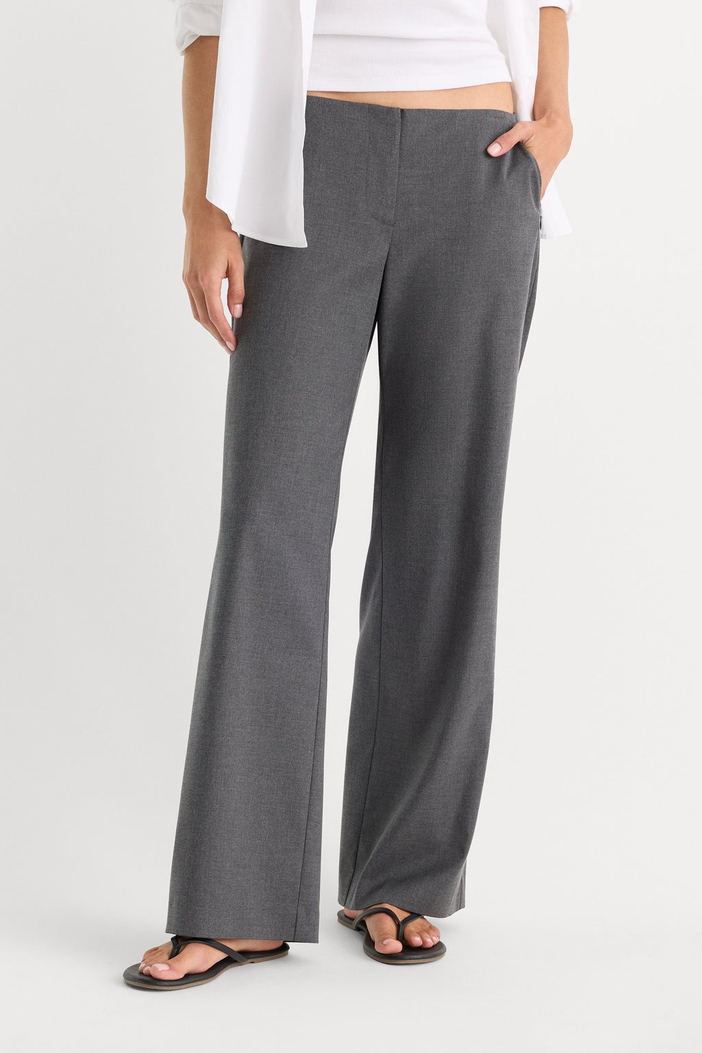 Premium THE LOW RISE TROUSER ASH