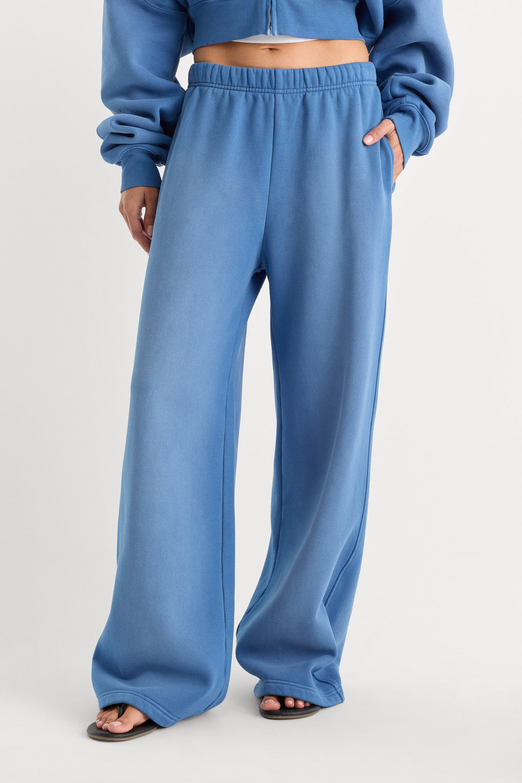 Premium THE FLEECE SWEATPANT BLUE DRIFT