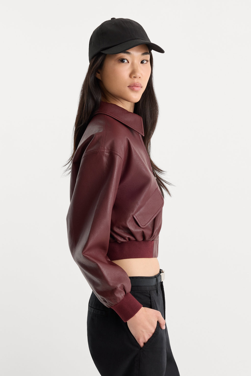 Premium THE BETTER THAN LEATHER BOMBER JACKET BERRY NOIR