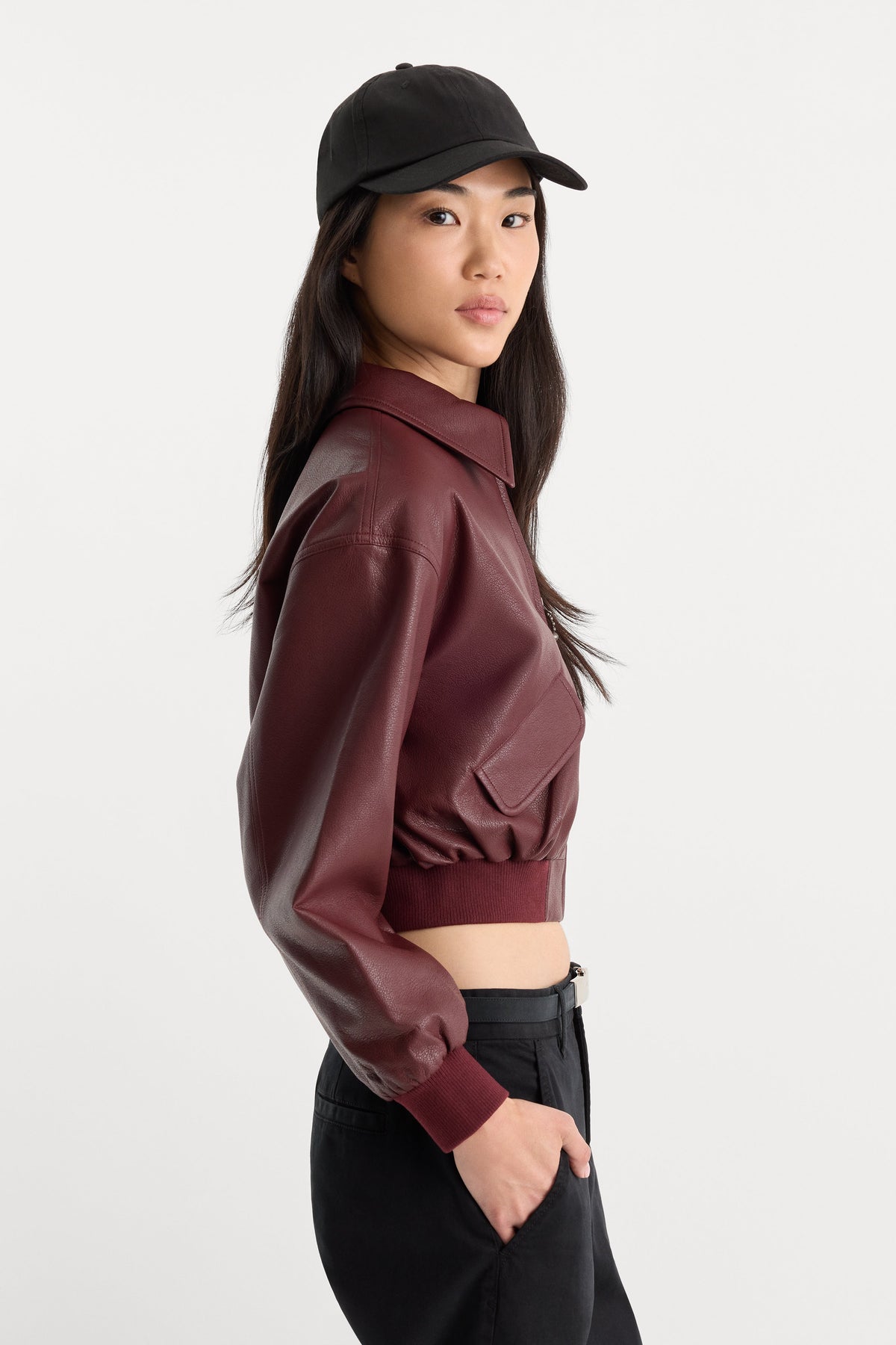 Premium THE BETTER THAN LEATHER BOMBER JACKET BERRY NOIR