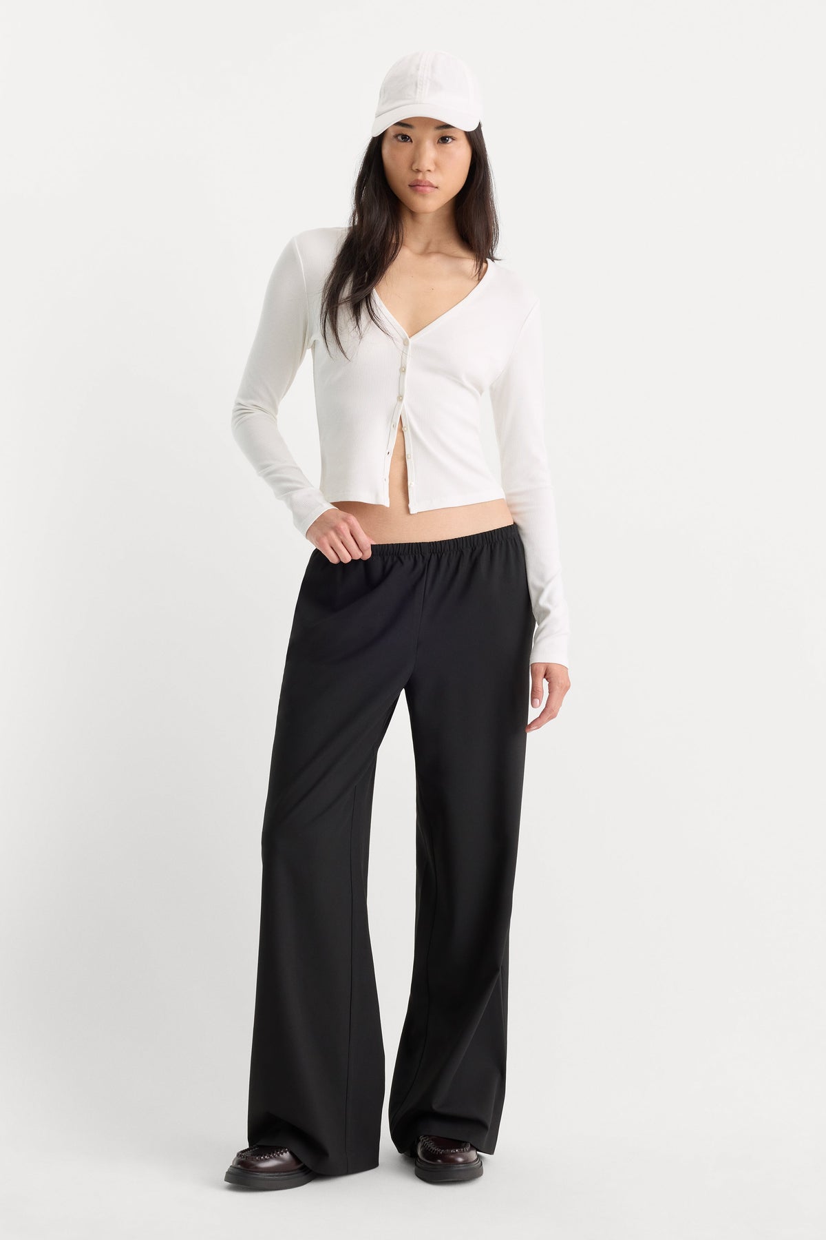 Premium THE RIB V NECK CARDIGAN CHALK