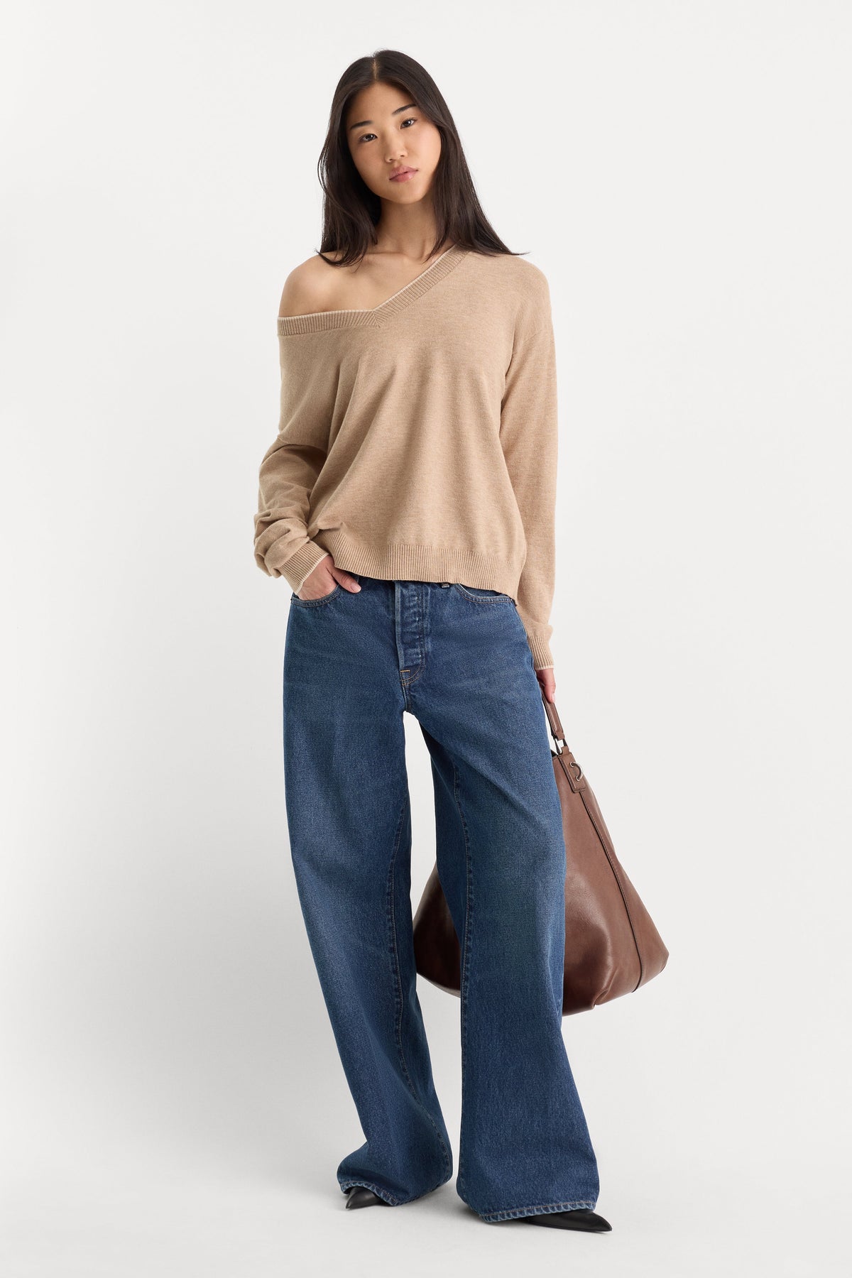 Premium THE COZY V NECK SWEATER DUNE MIST