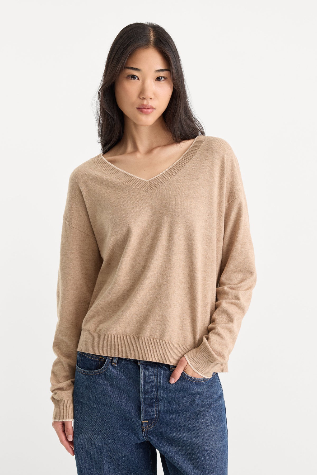 Premium THE COZY V NECK SWEATER DUNE MIST