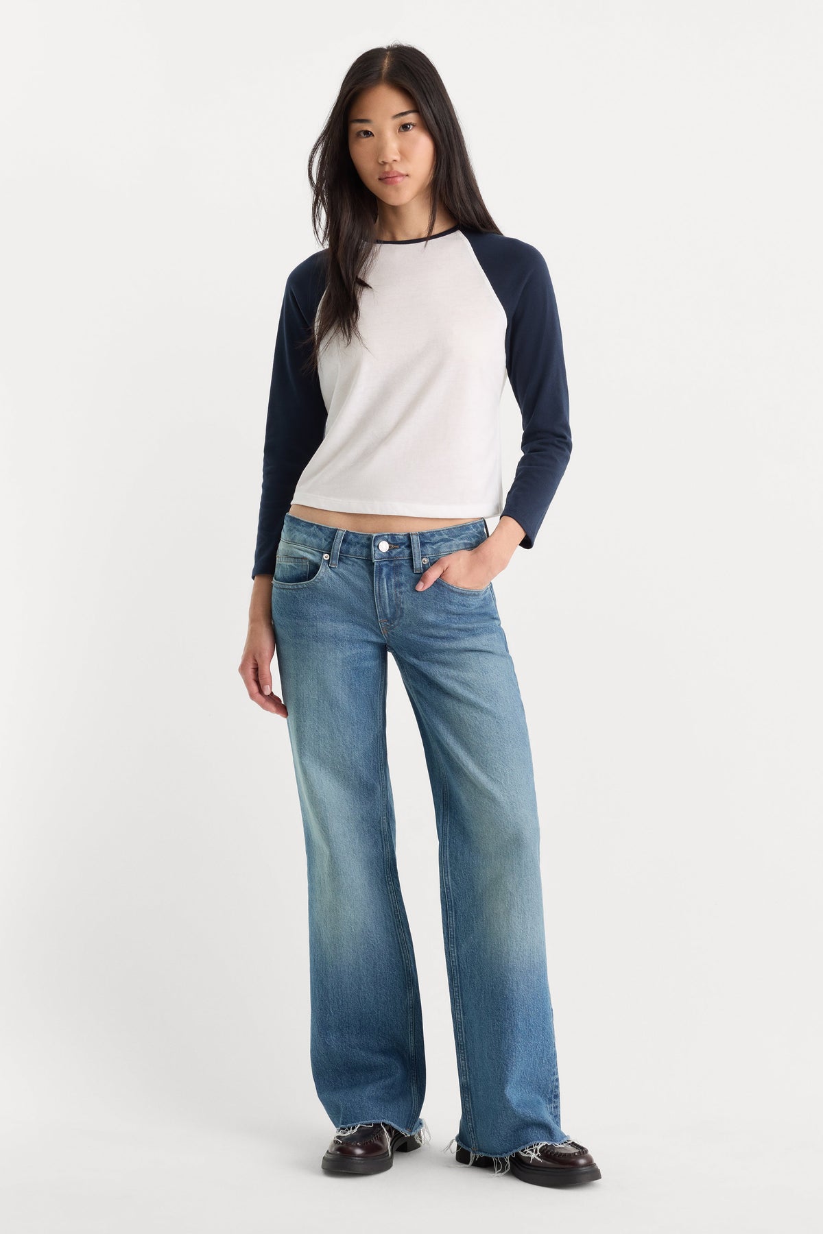 Premium VINTAGE LOW LOOSE JEANS TROUBLED WATER
