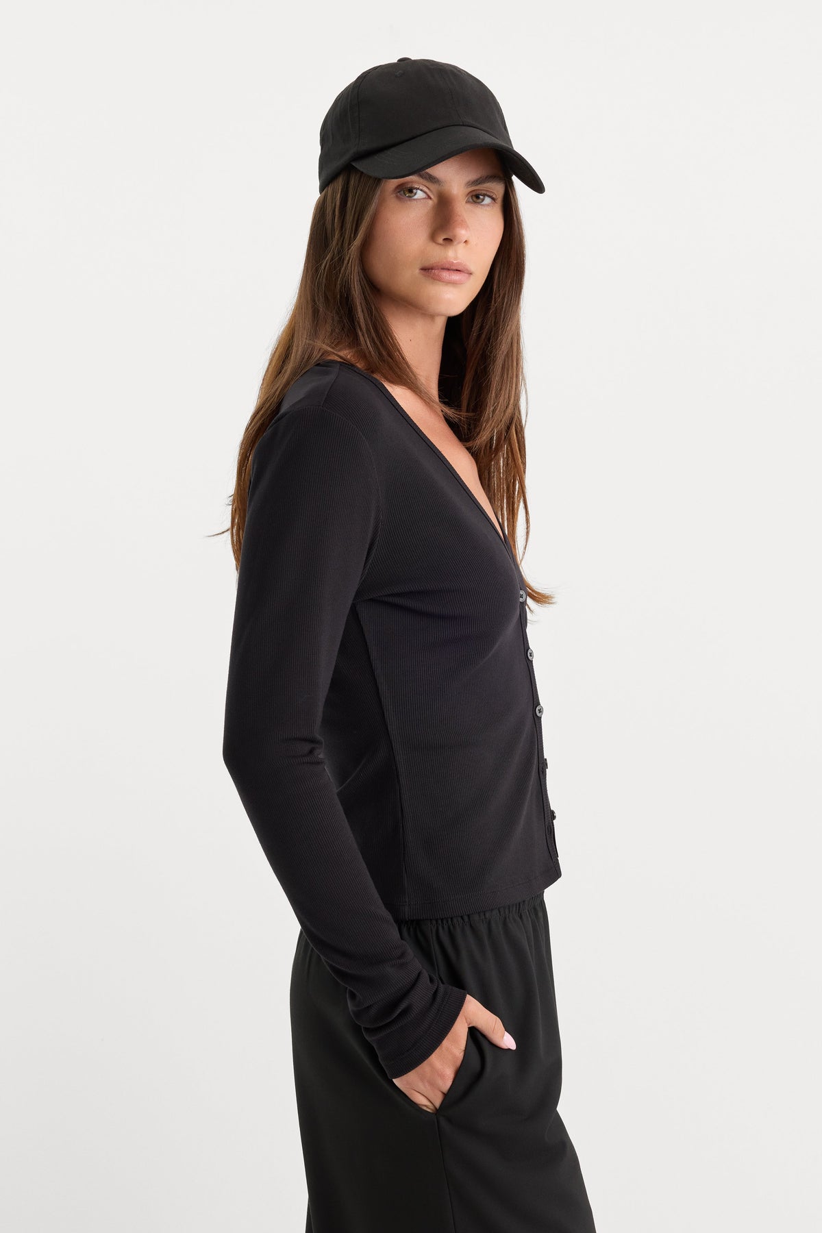 Premium THE RIB V NECK CARDIGAN BLACK
