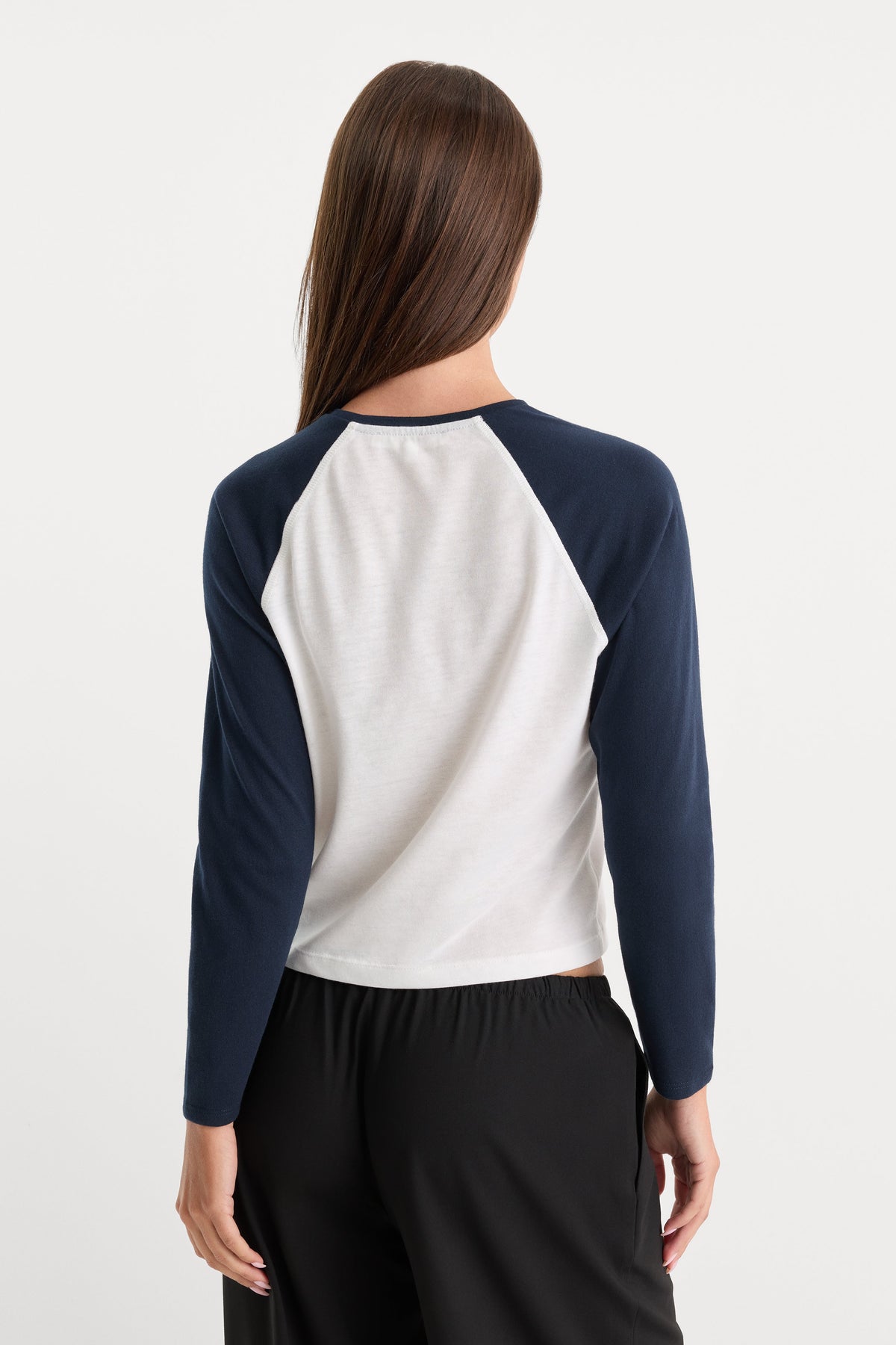 Premium THE LONG SLEEVE RAGLAN TEE CHALK