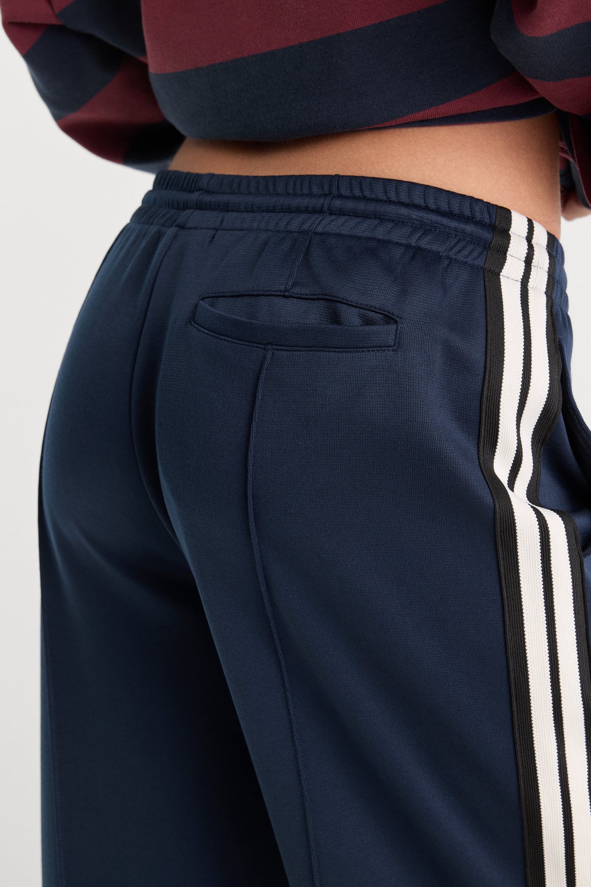 Premium THE TRACK PANT NEW NAVY