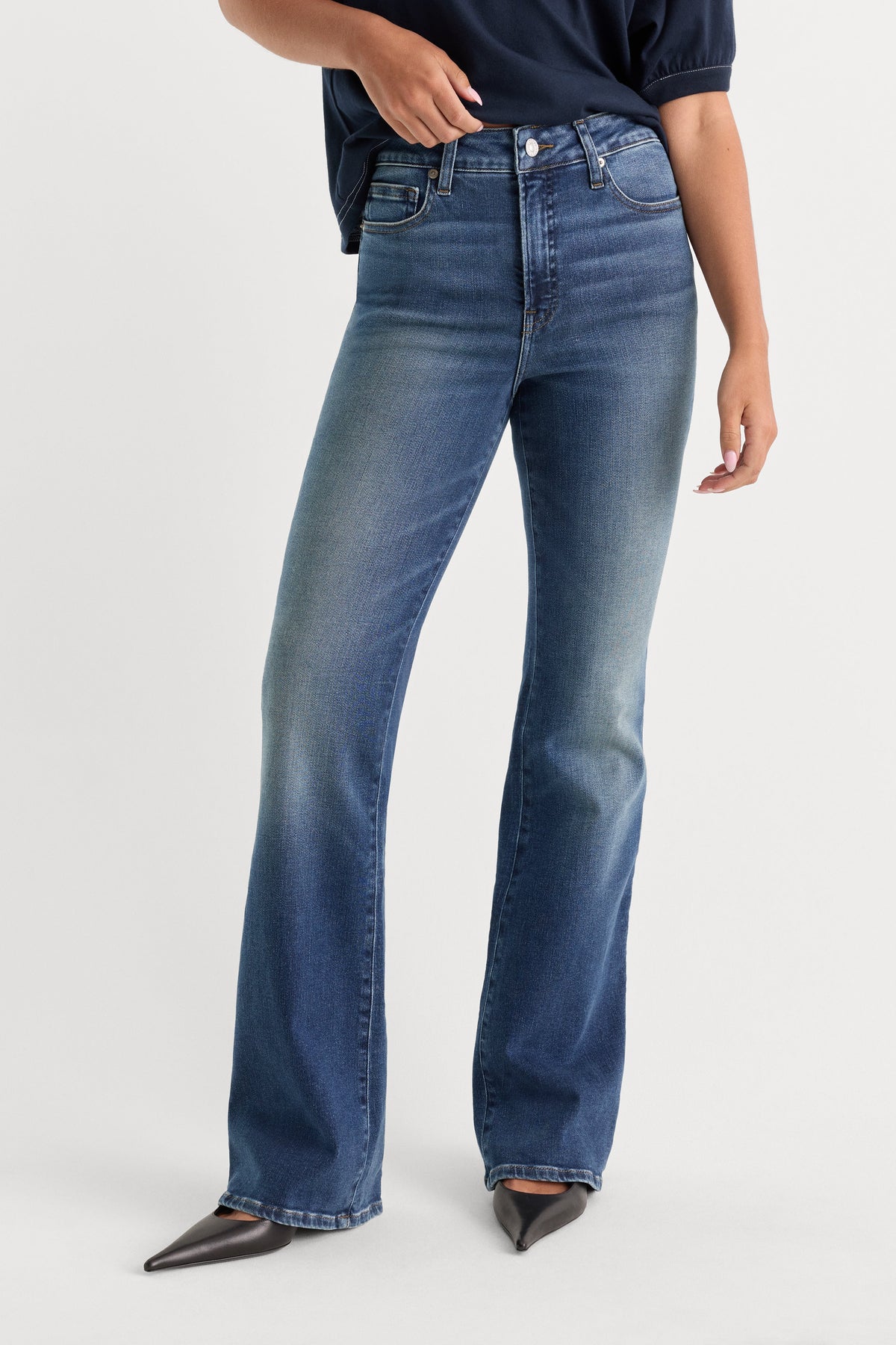 Premium SOFT TECH GOOD CLASSIC BOOTCUT JEANSNEWCREST