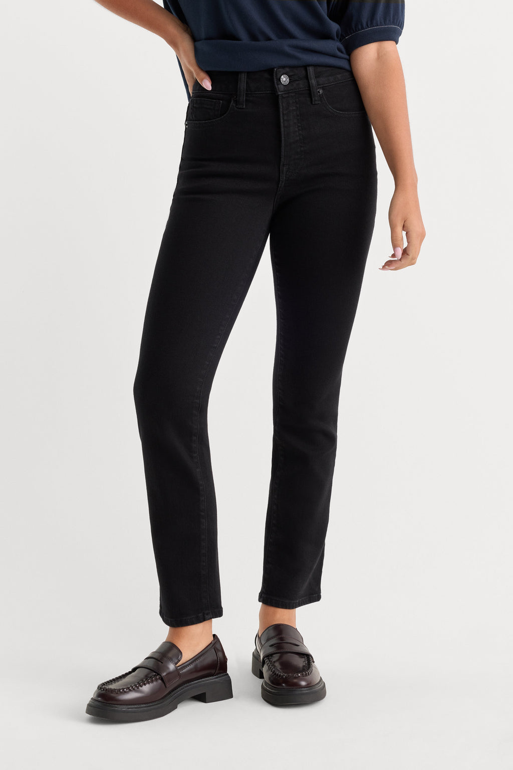 Premium SOFT TECH GOOD LEGS STRAIGHT JEANSBLACK001