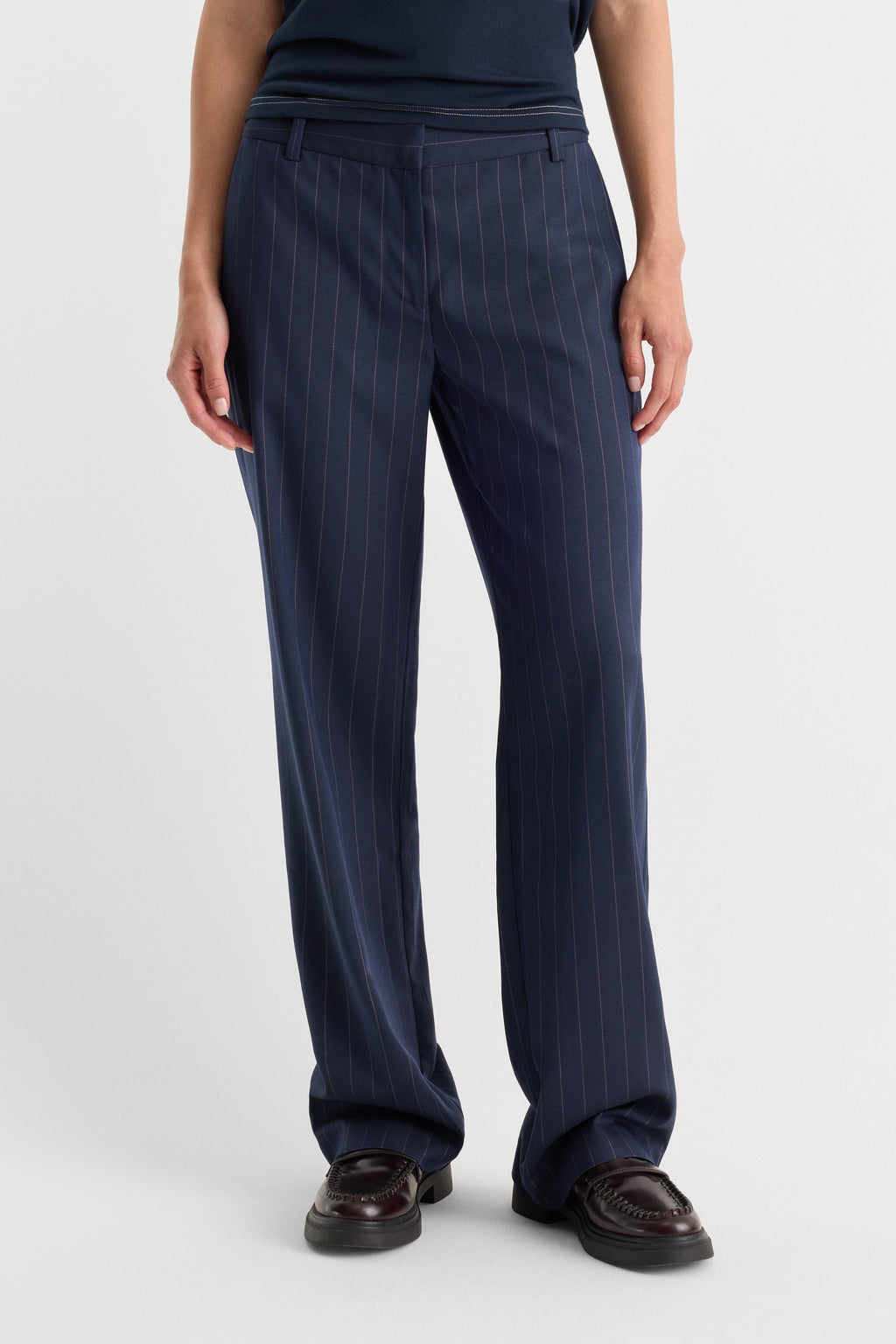 Premium THE LOW RISE STRAIGHT LEG TROUSER NAVY PINSTRIPE