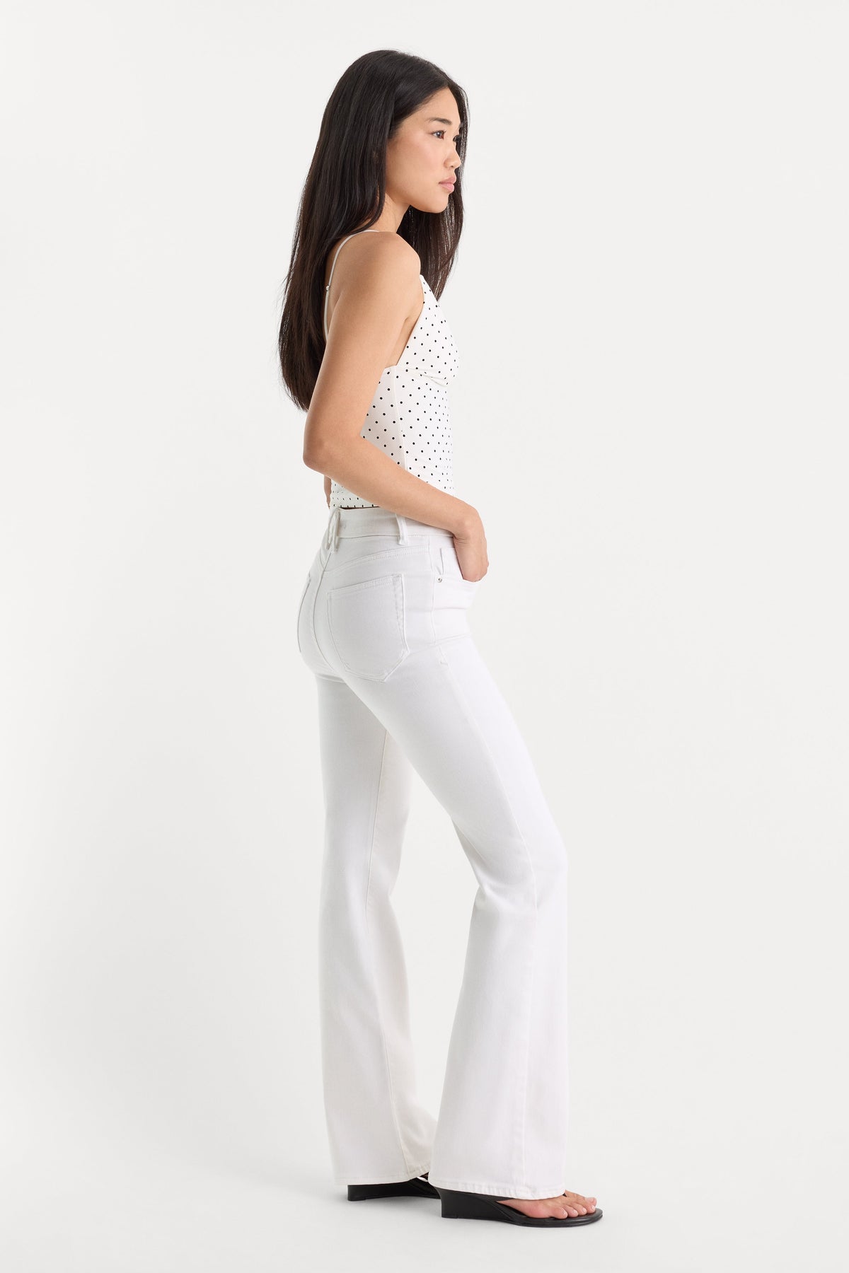 Premium ALWAYS FITS GOOD CLASSIC BOOTCUT JEANS WHITE