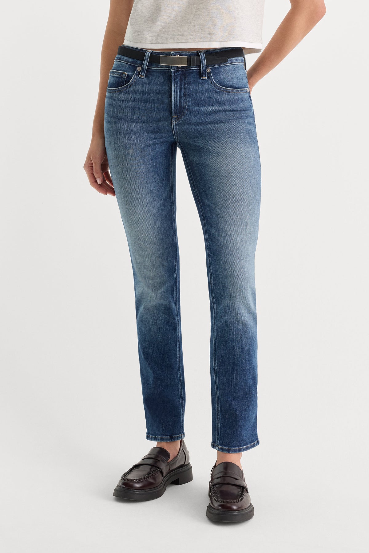 Premium MID RISE CIGARETTE JEANS NEWCREST