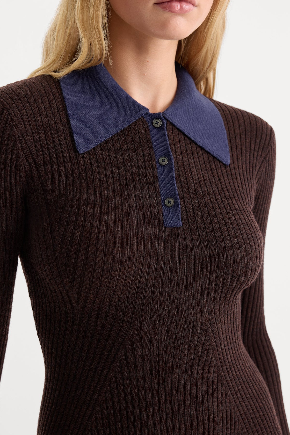 Premium THE KNIT POLO MINI DRESS ESPRESSO